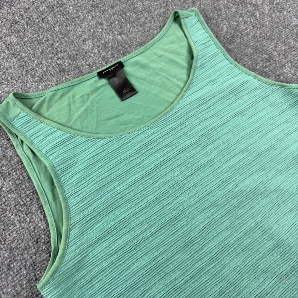 Ann Taylor Tank Top Size S Green Textured Ribbed Sleeveless Women